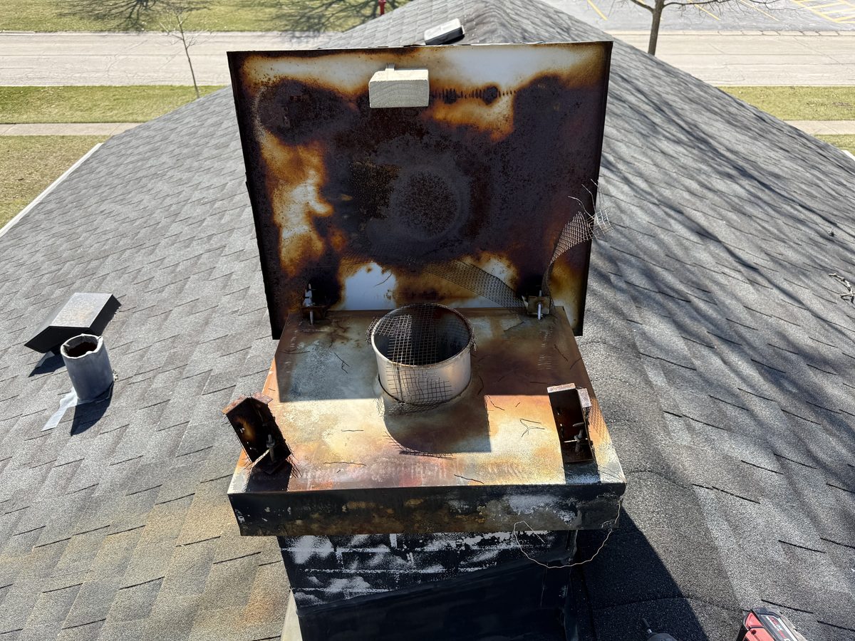 Chimney before repair in the Twin Cities